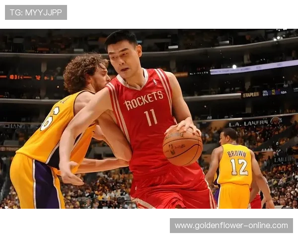 姚明选秀背后的故事与影响解析 从NBA巨星到中国篮球的传奇之路 姚明选秀背后的故事与影响解析 从NBA巨星到中国篮球的传奇之路